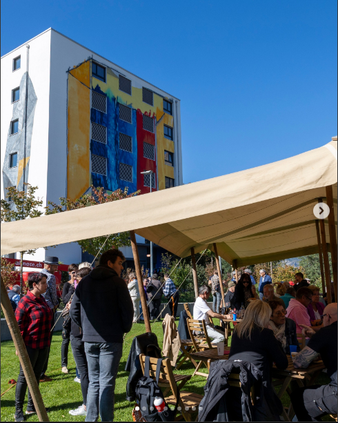 𝗠𝗲𝗿𝗰𝗶 𝗽𝗼𝘂𝗿 𝘃𝗼𝘁𝗿𝗲 𝗽𝗿𝗲́𝘀𝗲𝗻𝗰𝗲